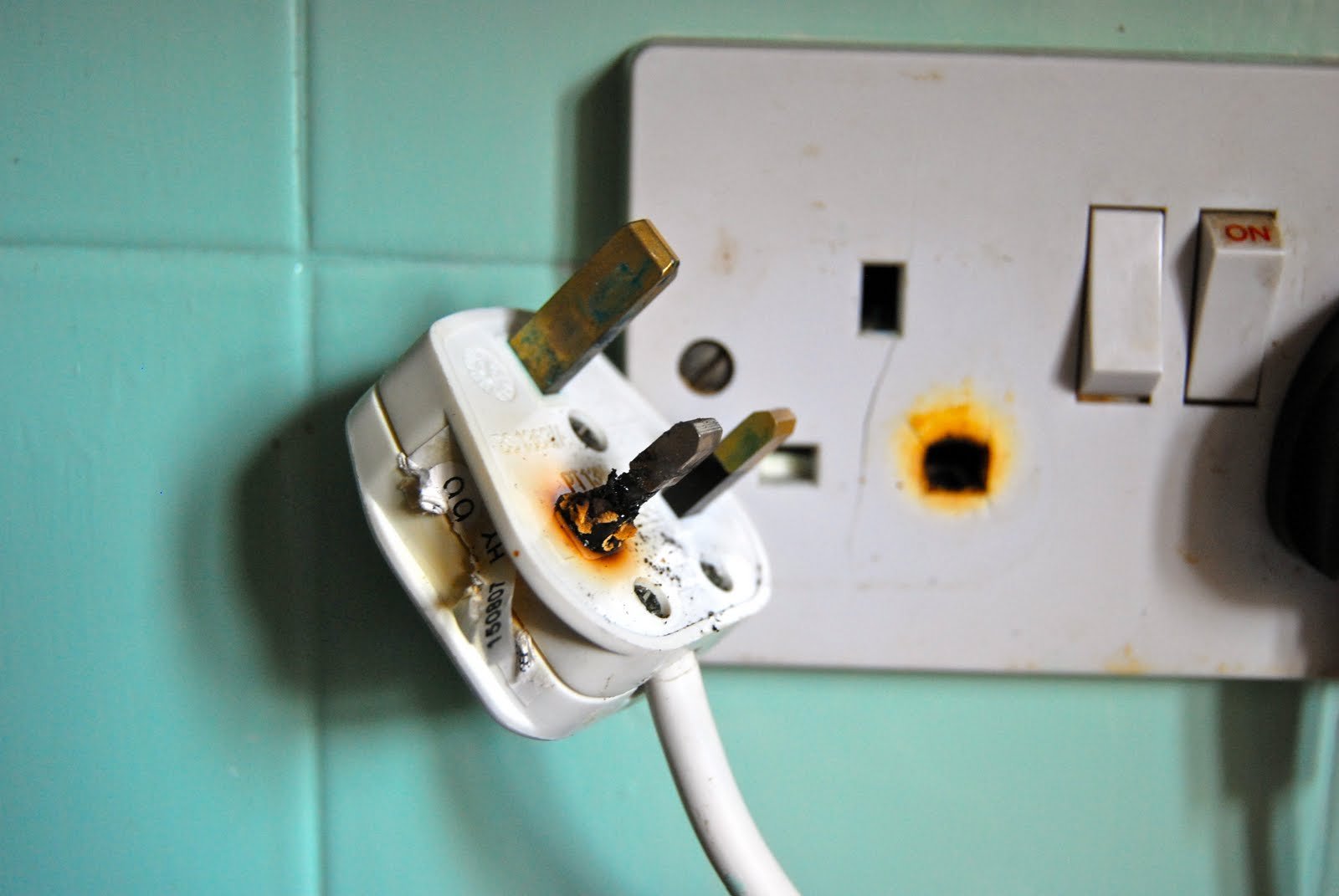 meled+plug+socket